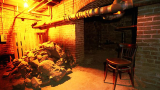 Illustration for article titled 9 Extraordinary Underground Cities